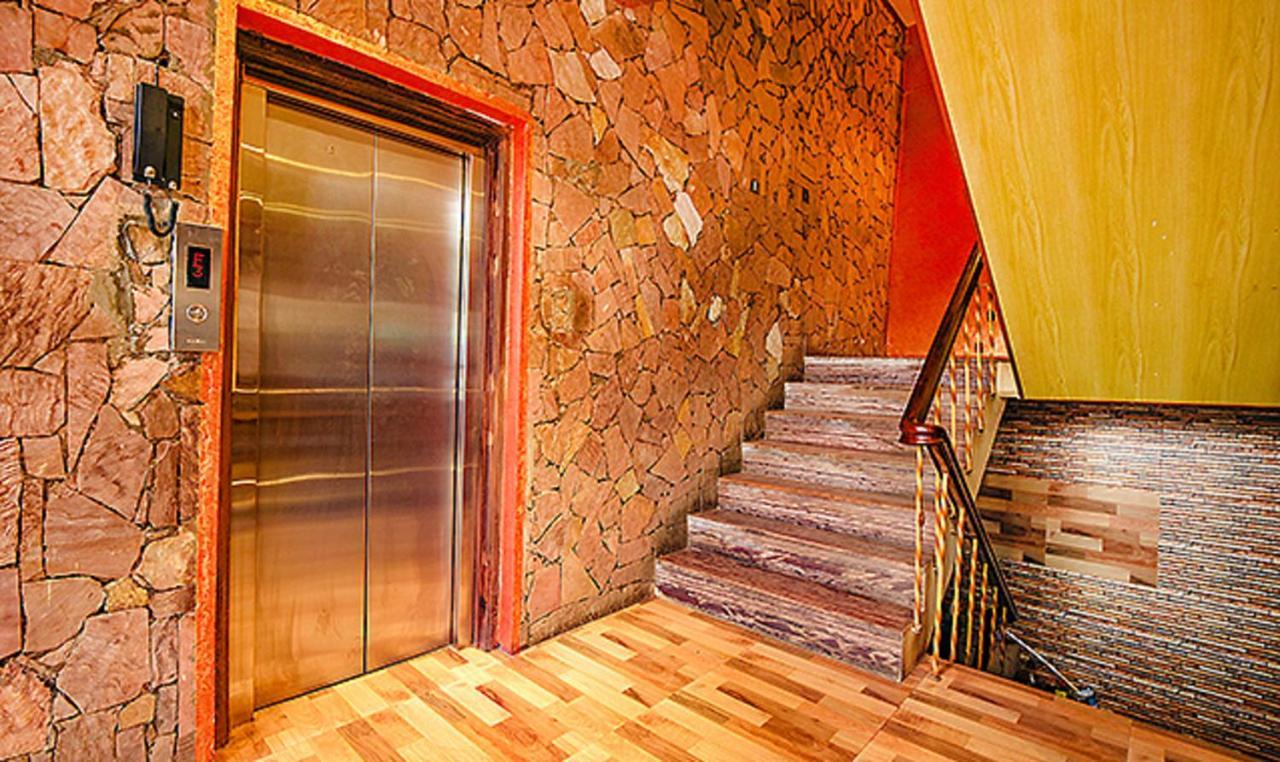 Fabhotel Khems Shoram Palace Road Ooty Exterior foto