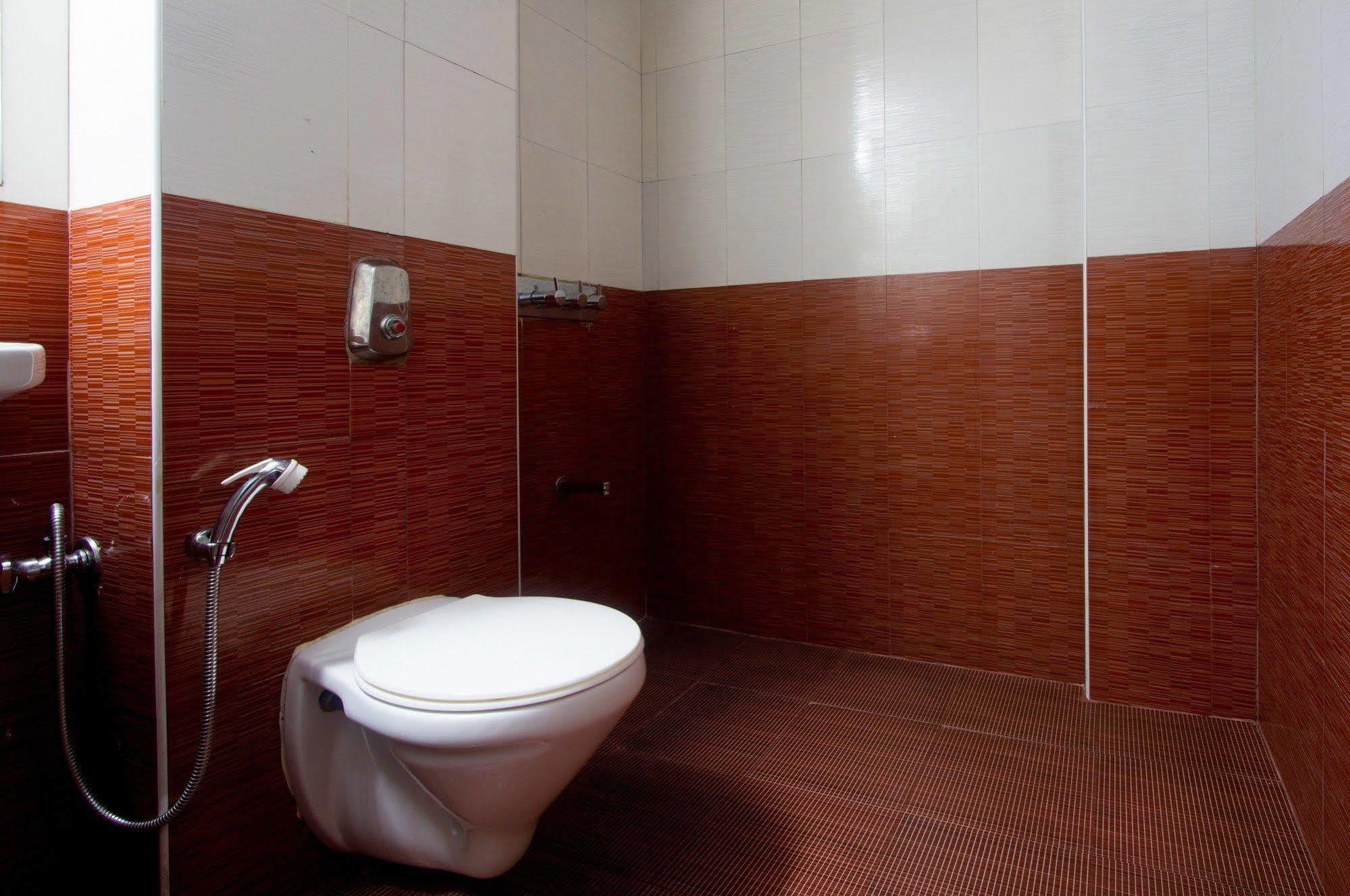 Fabhotel Khems Shoram Palace Road Ooty Exterior foto